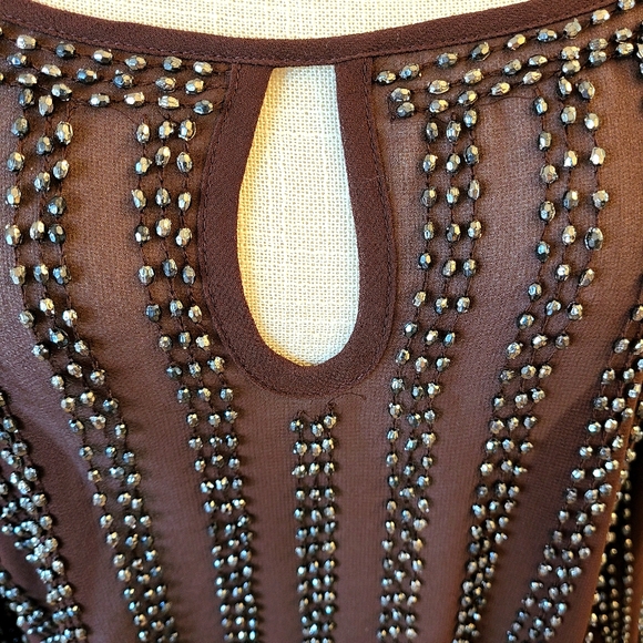 BKE Boutique beaded cold shoulder - Picture 6 of 9